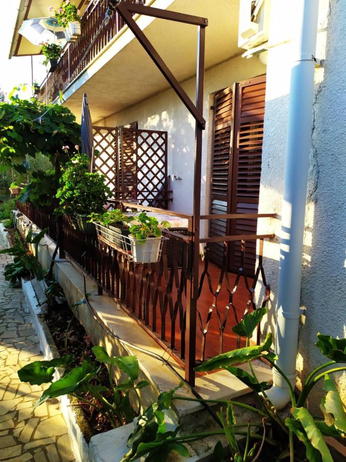 Apartments Gabriela Poreč Exterior foto